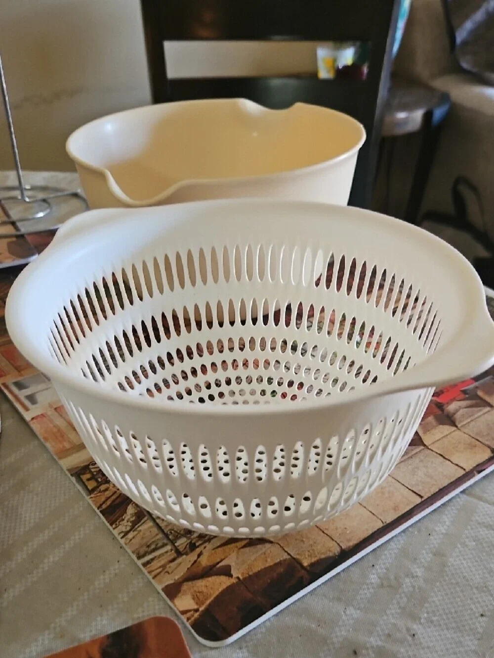 White Salad Spinner Colander Set - Multipurpose Kitchen Strainer